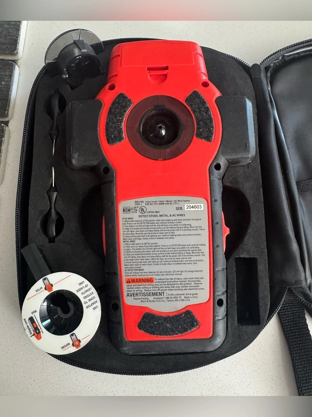 Black & Decker BullsEye Laser Level Stud Finder - Metal - AC  Wire Sensor w/case